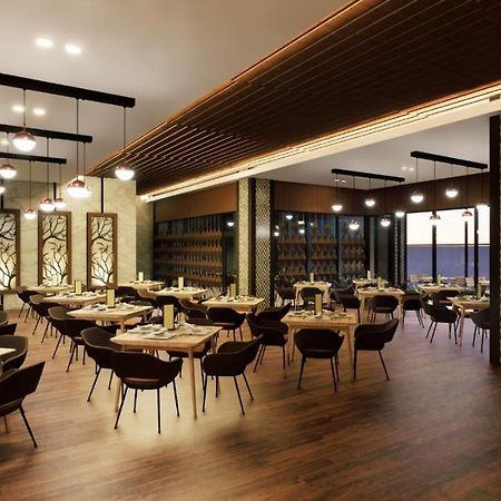 Azana Style Hotel Madura Pamekasan Kültér fotó